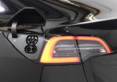 2019 Tesla Model 3 PERFORMANCE