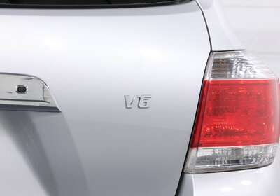 2013 Toyota Kluger Altitude