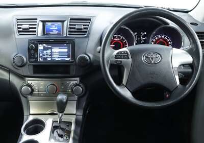 2013 Toyota Kluger Altitude