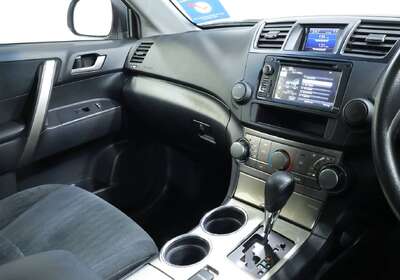 2013 Toyota Kluger Altitude