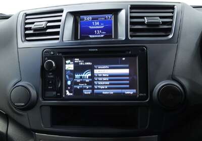 2013 Toyota Kluger Altitude