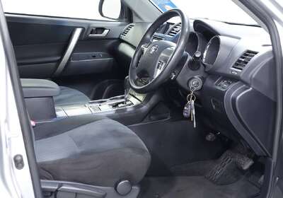 2013 Toyota Kluger Altitude