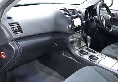 2013 Toyota Kluger Altitude