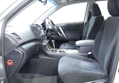 2013 Toyota Kluger Altitude