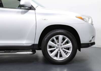 2013 Toyota Kluger Altitude