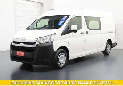 2022 Toyota Hiace 