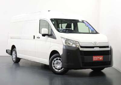 2022 Toyota Hiace 