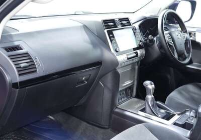 2022 Toyota Landcruiser Prado GXL