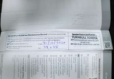 2023 Toyota Hilux SR (4x4)