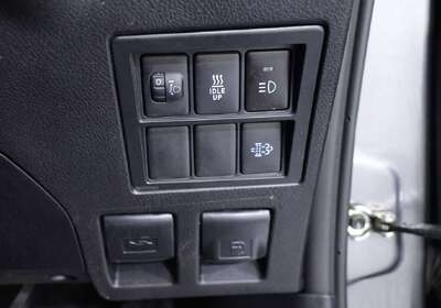 2023 Toyota Hilux SR (4x4)