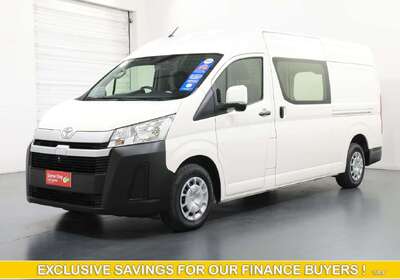 2022 Toyota Hiace 