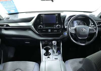 2021 Toyota Kluger GX