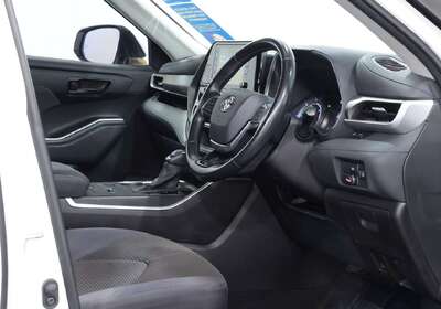 2021 Toyota Kluger GX