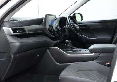 2021 Toyota Kluger GX