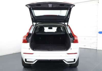 2023 Volvo XC60 Ultimate B6 Dark