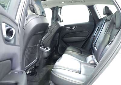 2023 Volvo XC60 Ultimate B6 Dark