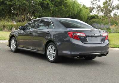 2013 Toyota Camry Atara R