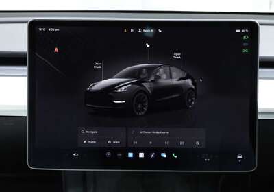 2022 Tesla Model Y Rear-Wheel Drive