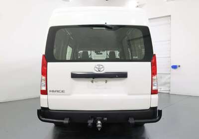 2022 Toyota Hiace 