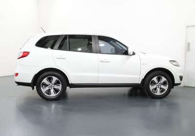 2012 Hyundai Santa Fe Trail