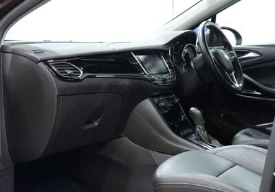 2018 Holden Astra LT