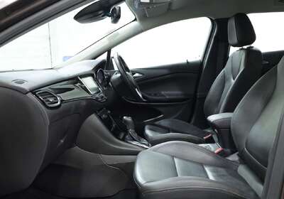 2018 Holden Astra LT