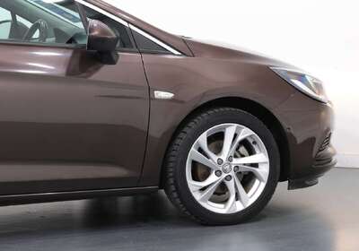 2018 Holden Astra LT