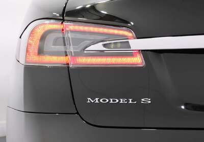 2018 Tesla Model S 75D