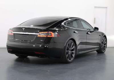 2018 Tesla Model S 75D