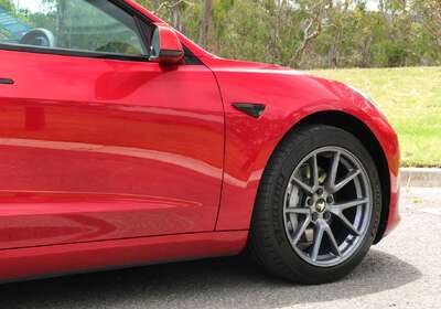 2022 Tesla Model 3 Rear-Wheel Drive