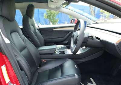 2022 Tesla Model 3 Rear-Wheel Drive