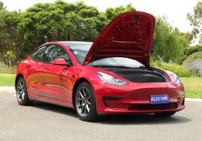 2022 Tesla Model 3 Rear-Wheel Drive