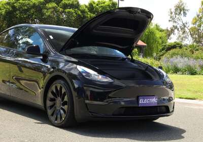 2023 Tesla Model Y Performance