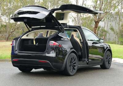 2018 Tesla Model X 75D