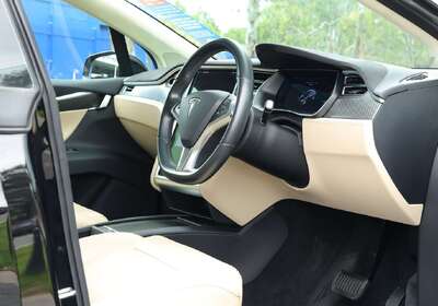 2018 Tesla Model X 75D
