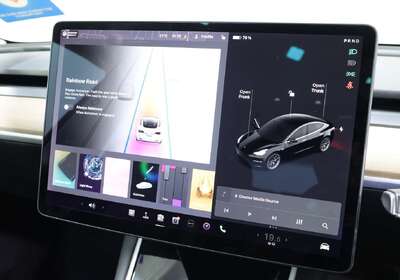 2019 Tesla Model 3 Standard Range Plus