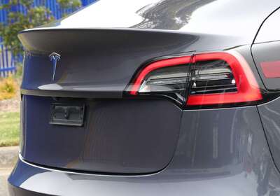 2022 Tesla Model 3 Rear-Wheel Drive