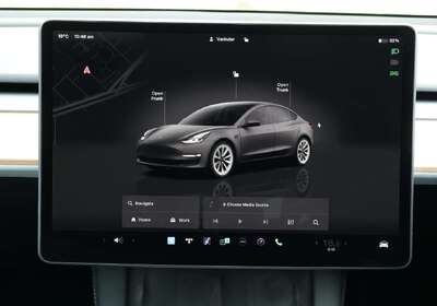 2022 Tesla Model 3 Rear-Wheel Drive