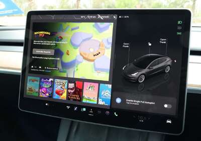 2022 Tesla Model 3 Rear-Wheel Drive