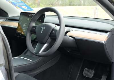 2022 Tesla Model 3 Rear-Wheel Drive