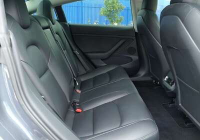 2022 Tesla Model 3 Rear-Wheel Drive