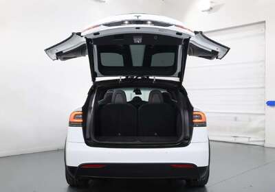 2018 Tesla Model X 75D