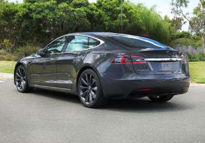 2017 Tesla Model S 75D