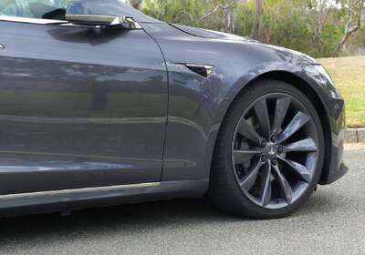 2017 Tesla Model S 75D