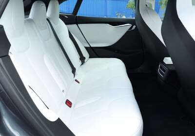 2017 Tesla Model S 75D