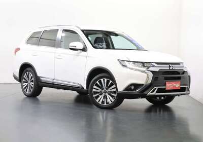 2021 Mitsubishi Outlander LS