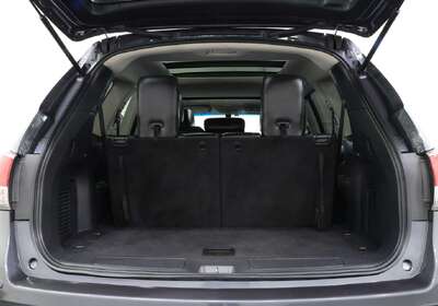 2016 Nissan Pathfinder ST-L (4x2)