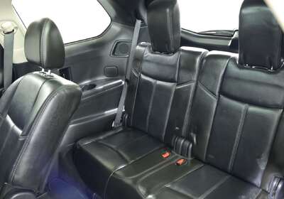 2016 Nissan Pathfinder ST-L (4x2)