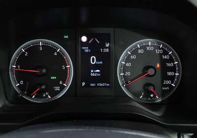 2021 Toyota Hiace SLWB COMMUTER (12 SEATS)