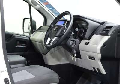 2021 Toyota Hiace SLWB COMMUTER (12 SEATS)